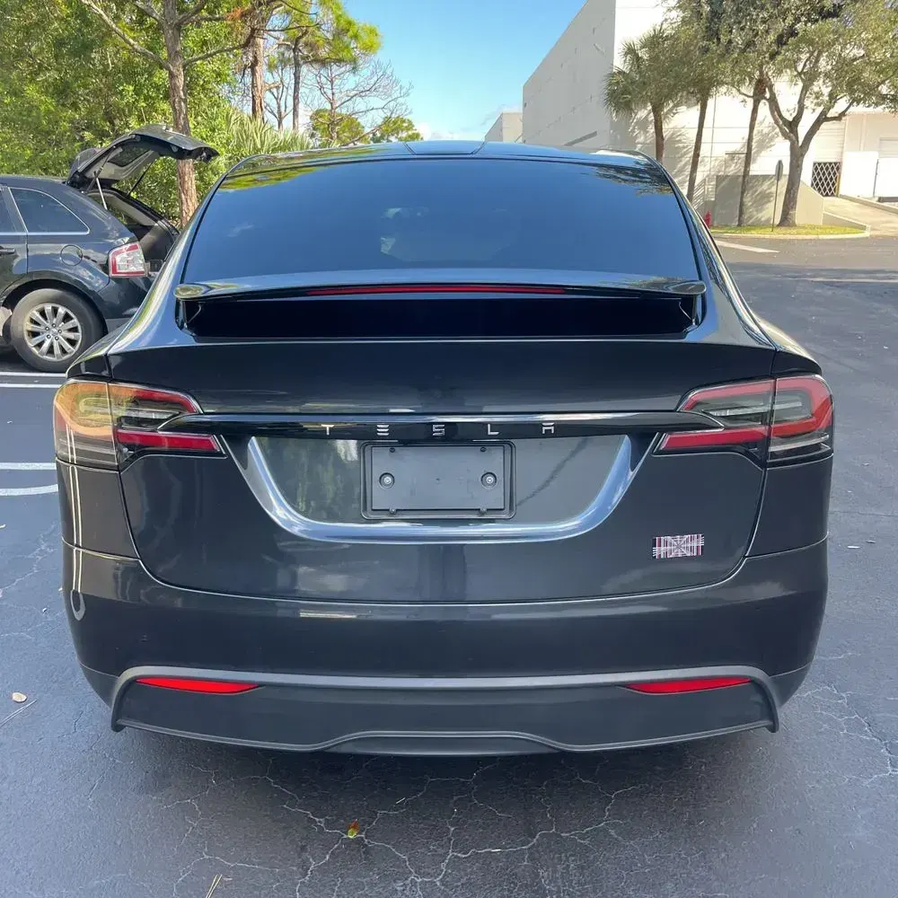 2024 Tesla Model X Plaid