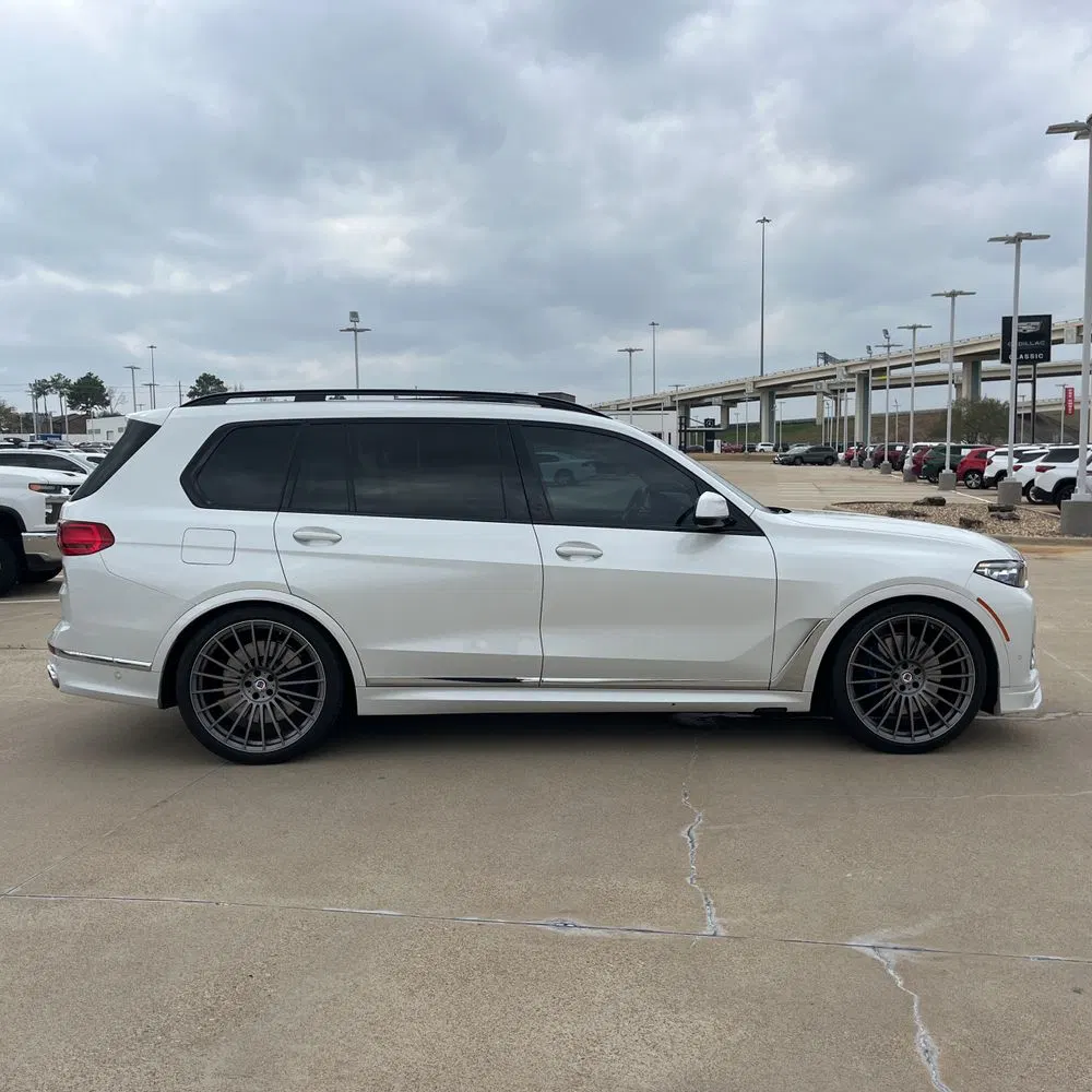 2022 BMW X7 ALPINA XB7