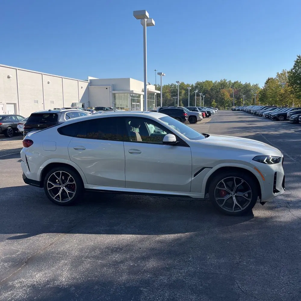 2024 BMW X6 XDrive40i