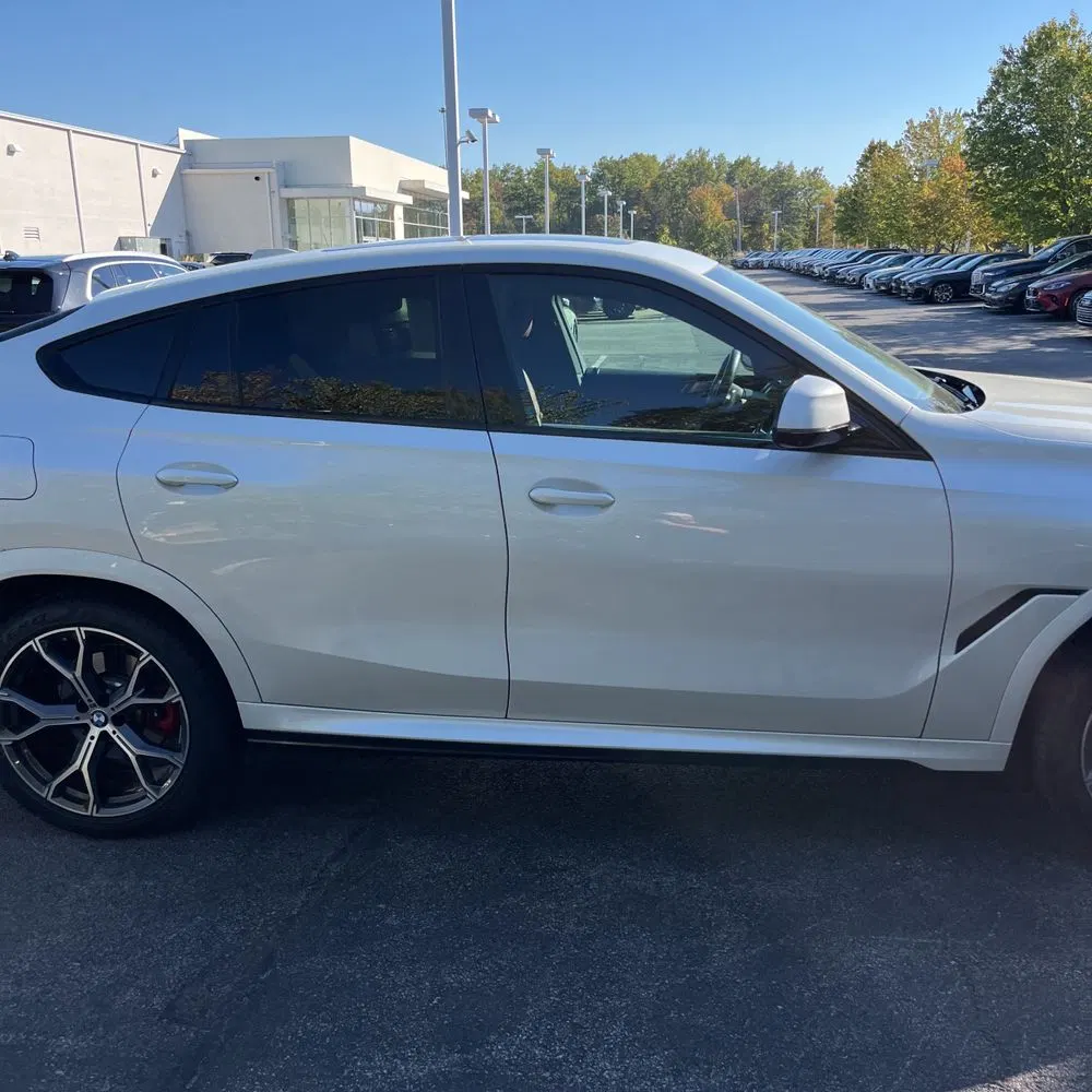 2024 BMW X6 XDrive40i