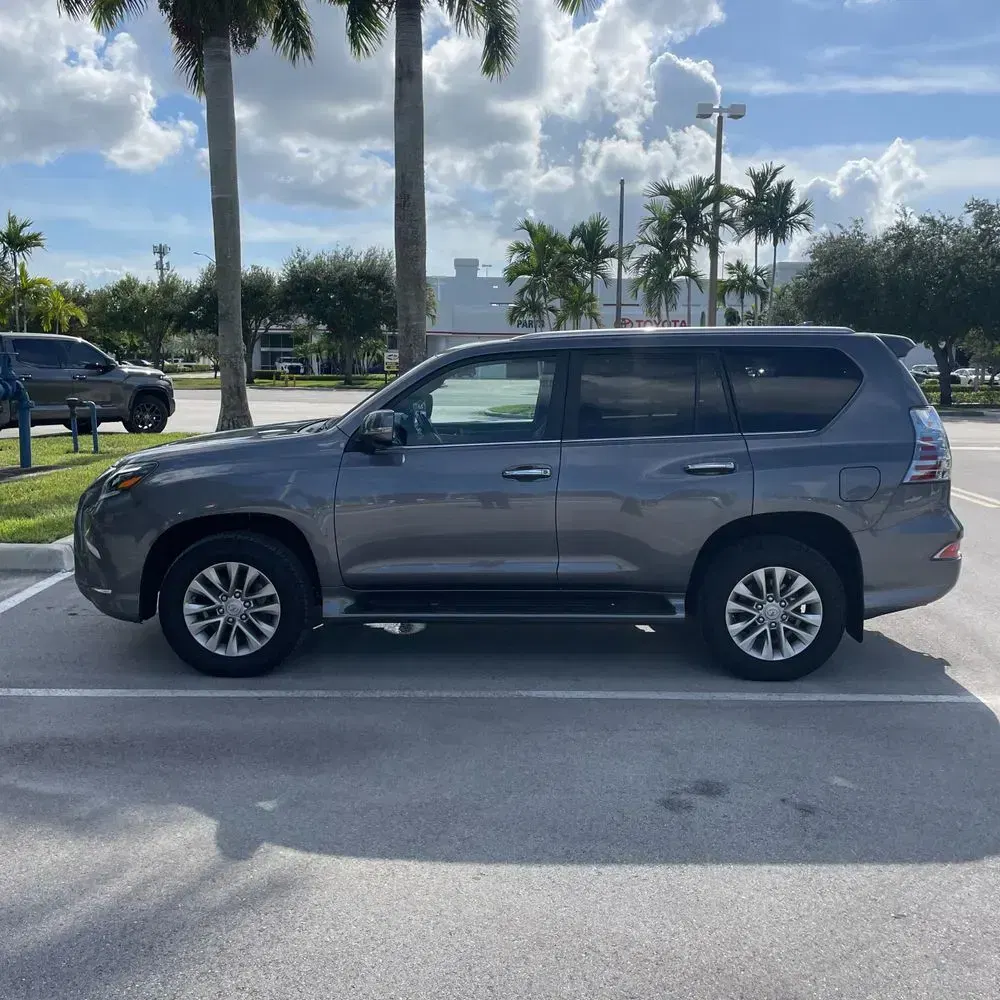 2023 Lexus GX 460 Base