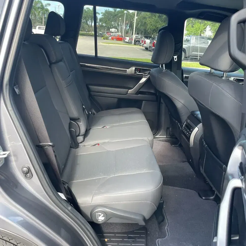 2023 Lexus GX 460 Base