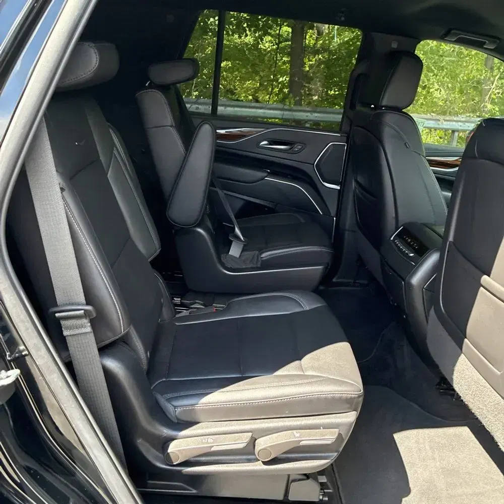2022 Cadillac Escalade Luxury