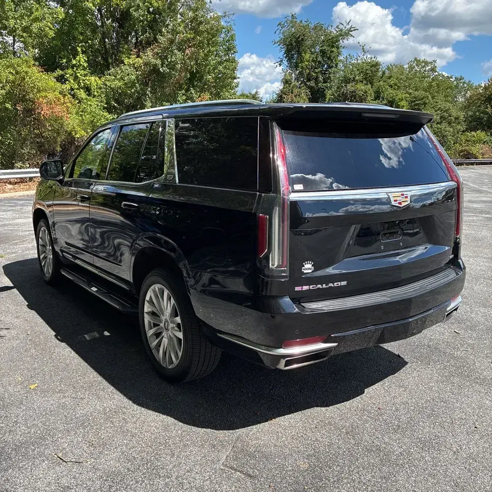 2022 Cadillac Escalade Luxury