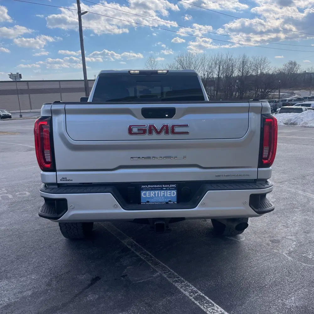 2023 GMC Sierra 2500HD Denali