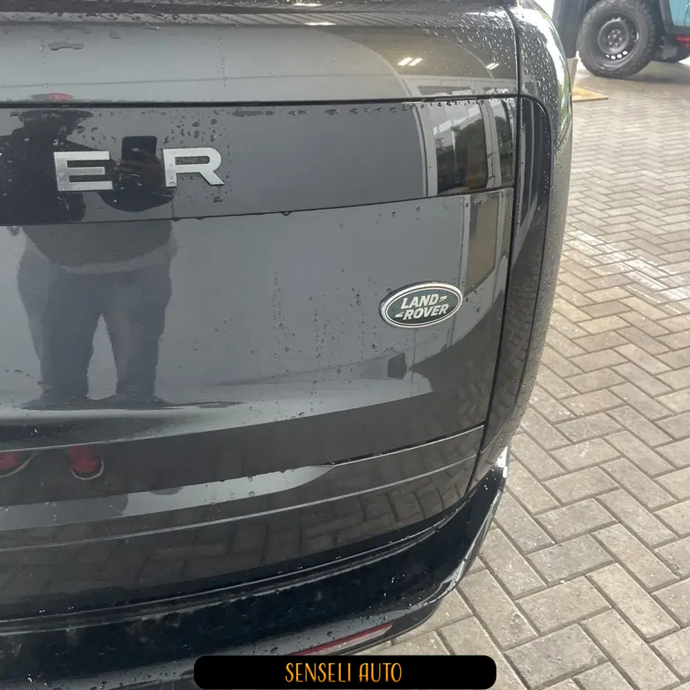 2023 Land Rover Range Rover P530 SE