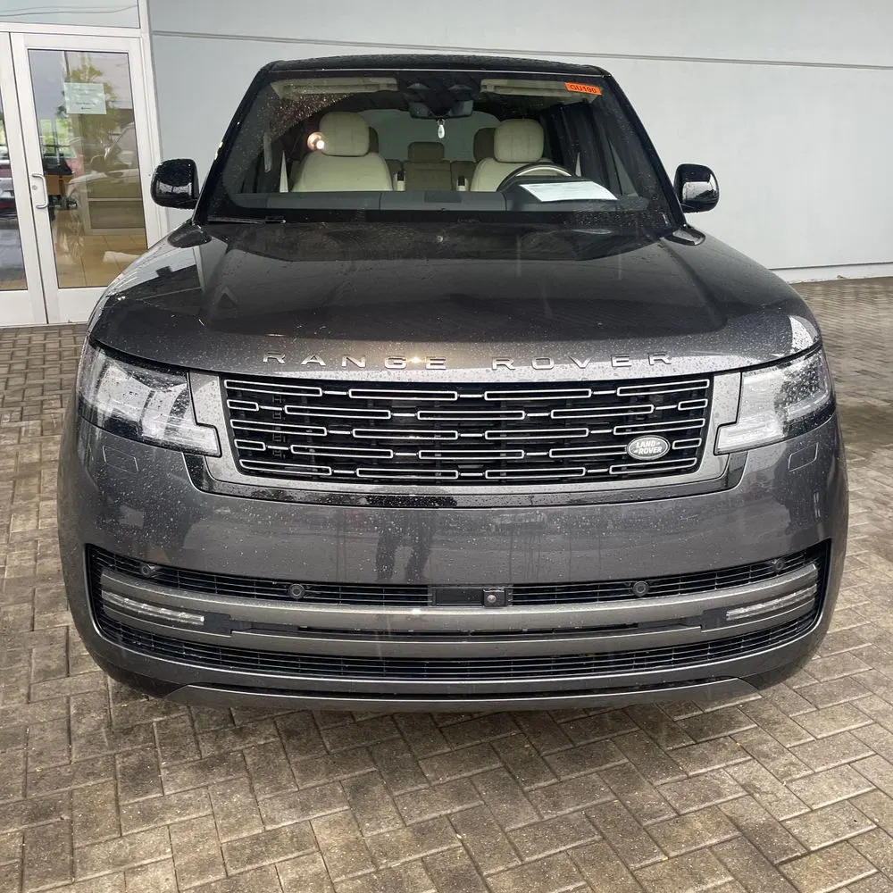2023 Land Rover Range Rover P530 SE