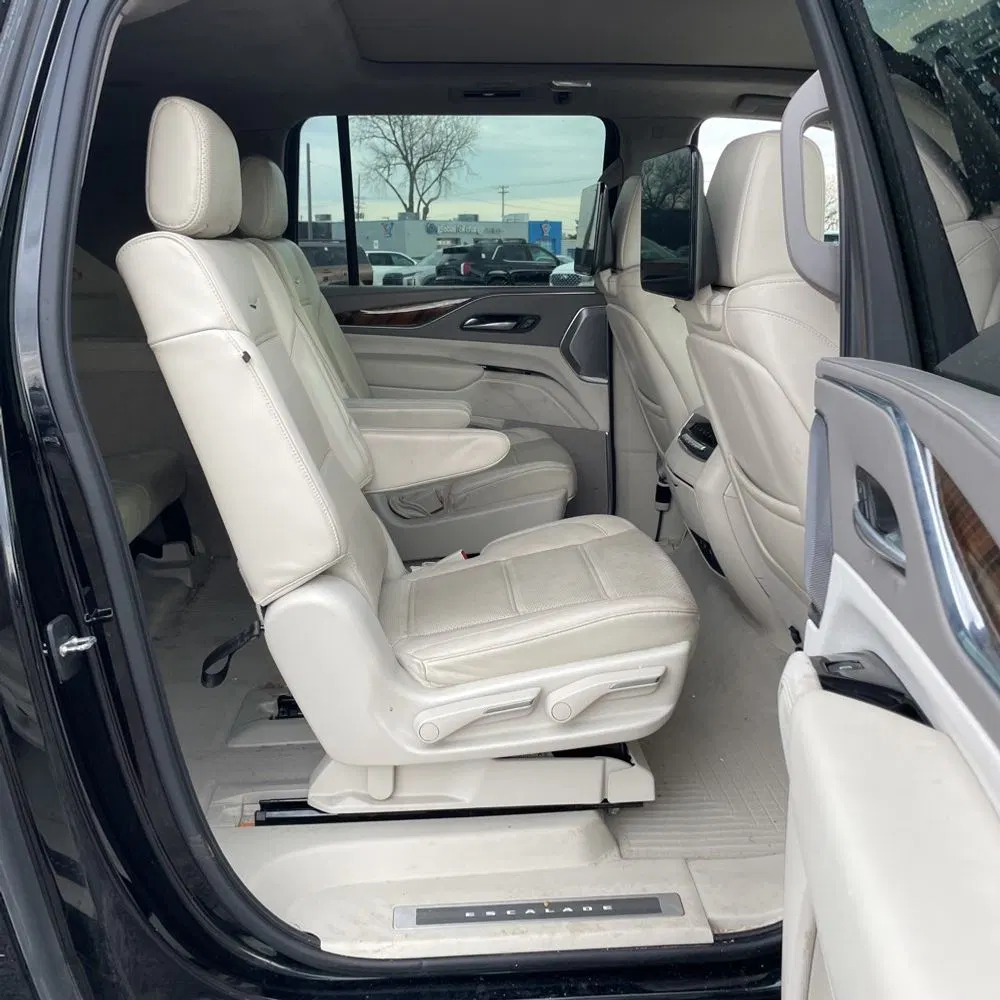 2022 Cadillac Escalade ESV Sport Platinum
