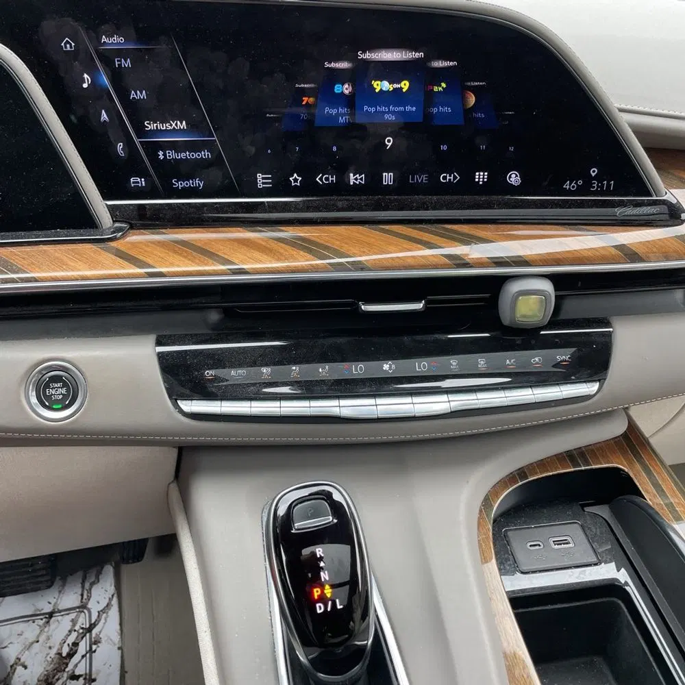 2022 Cadillac Escalade ESV Sport Platinum