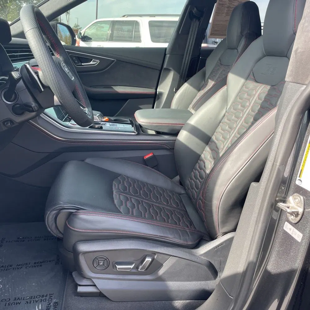 2023 Audi RS Q8