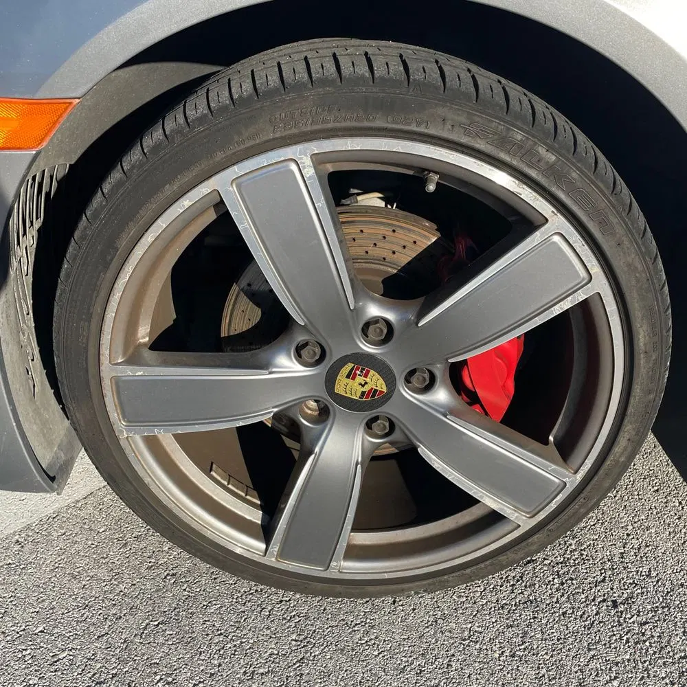 2018 Porsche 718 Cayman Base