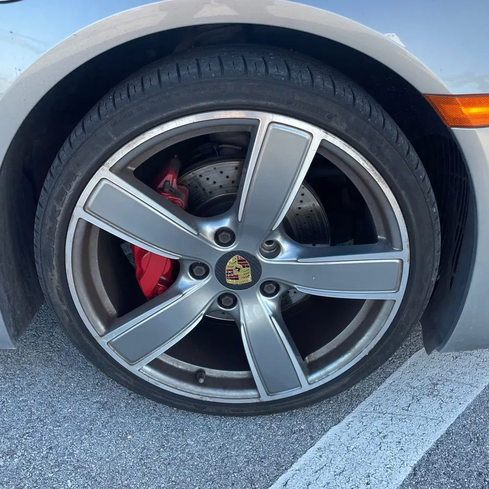 2018 Porsche 718 Cayman Base