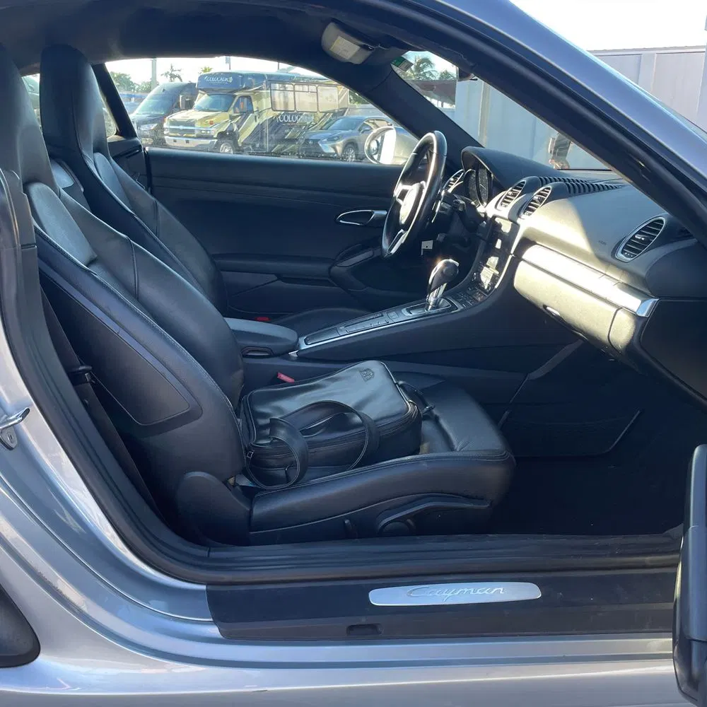 2018 Porsche 718 Cayman Base