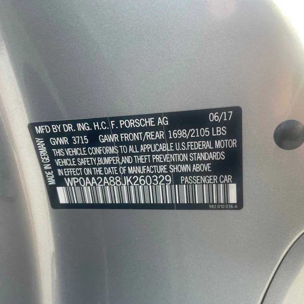 2018 Porsche 718 Cayman Base