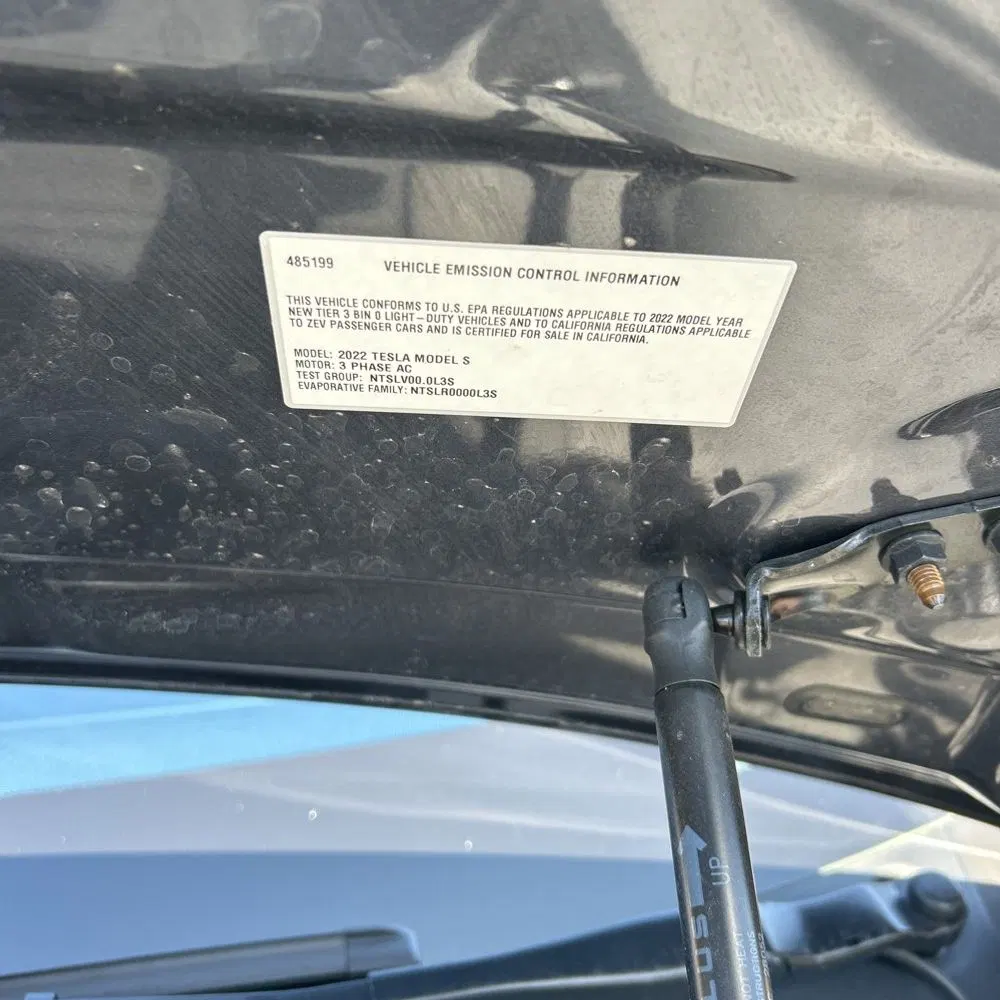 2022 Tesla Model S Plaid