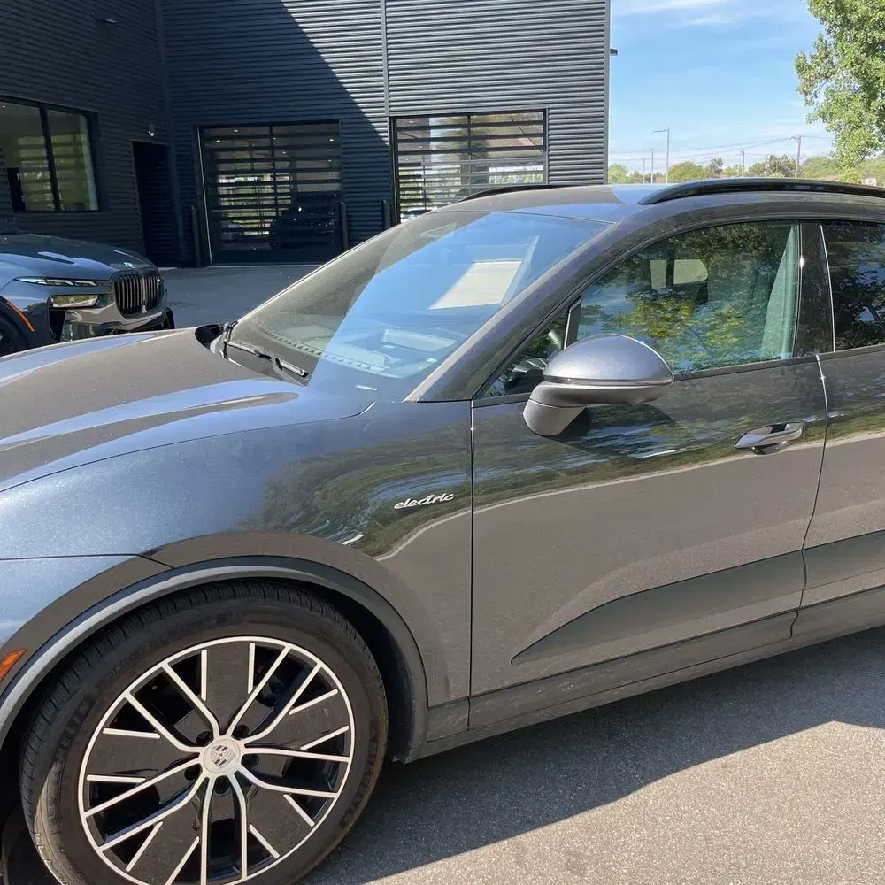 2024 Porsche Macan EV 4