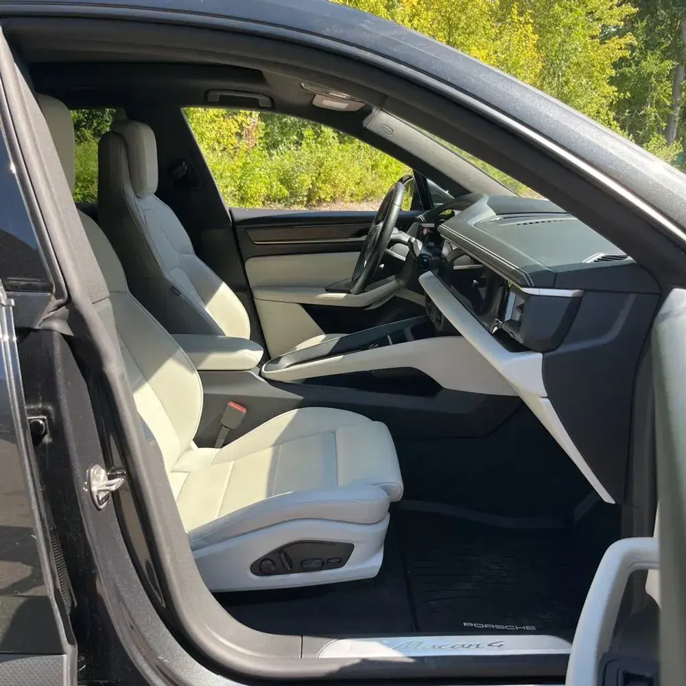 2024 Porsche Macan EV 4