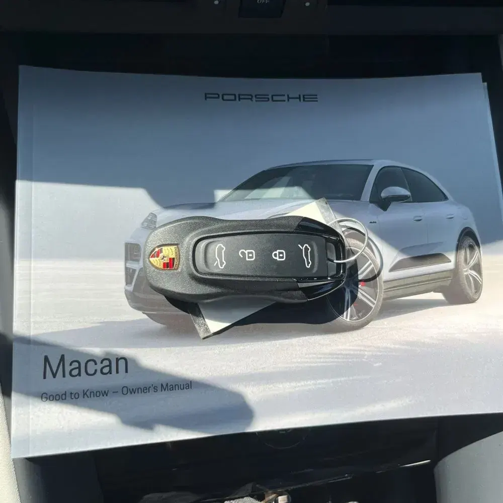 2024 Porsche Macan EV 4