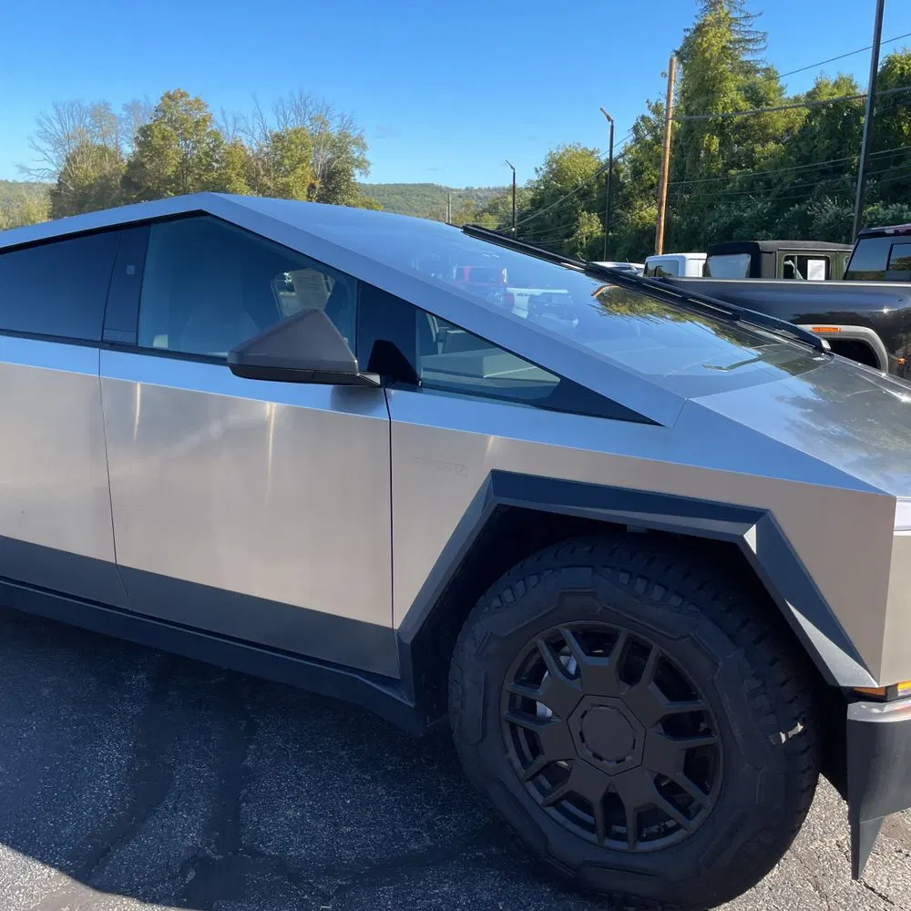2024 Tesla Cybertruck Base