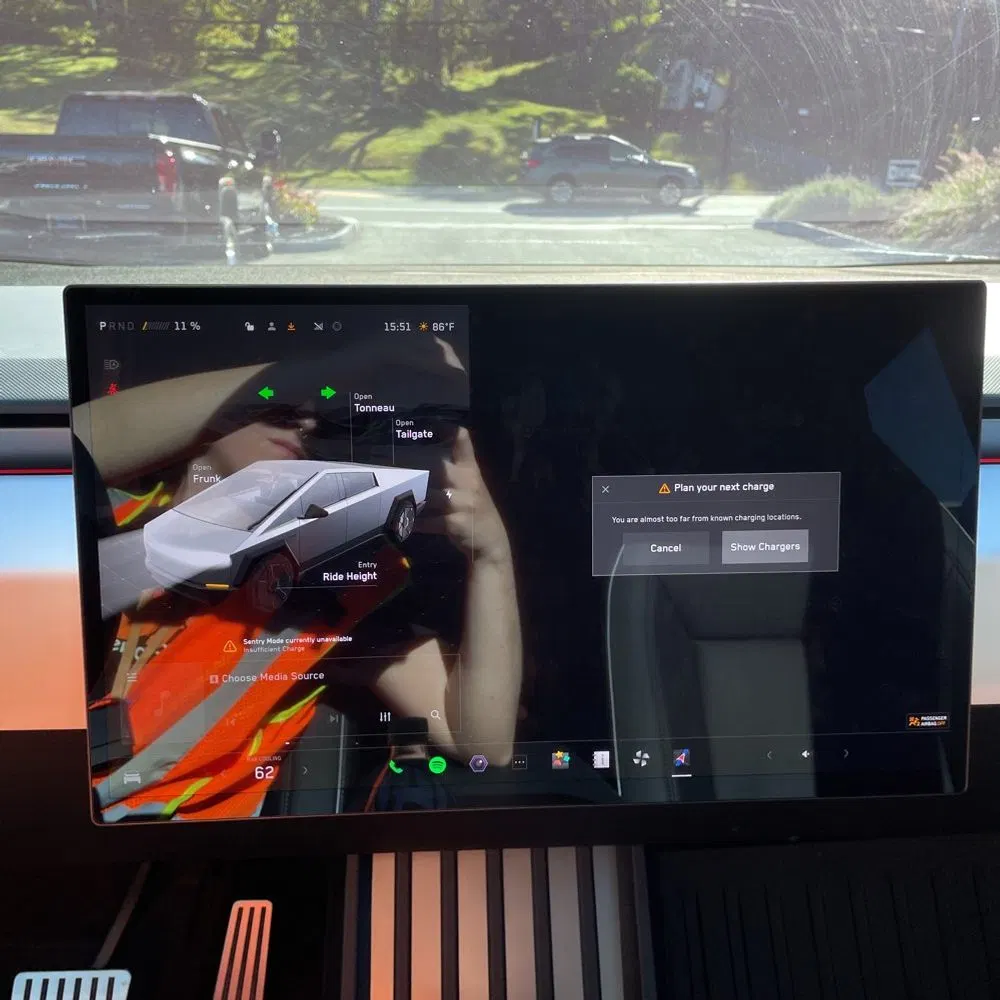 2024 Tesla Cybertruck Base