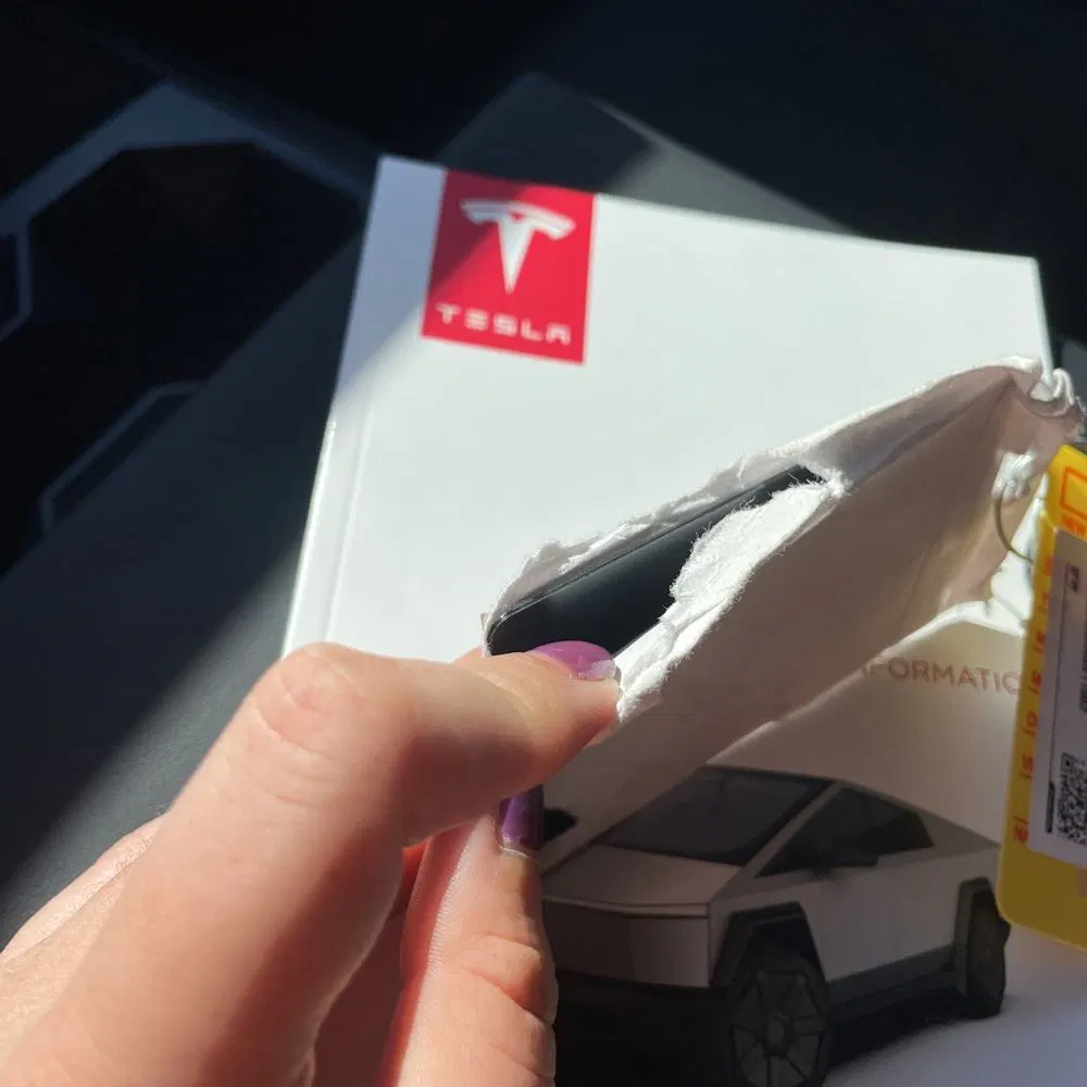 2024 Tesla Cybertruck Base