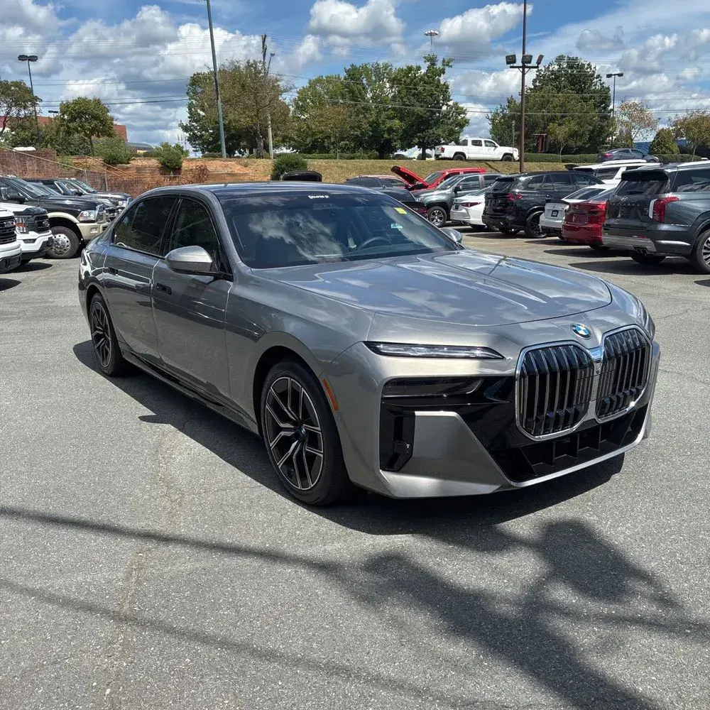 2025 BMW 7-Series 760i xDrive