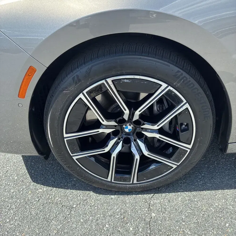 2025 BMW 7-Series 760i xDrive