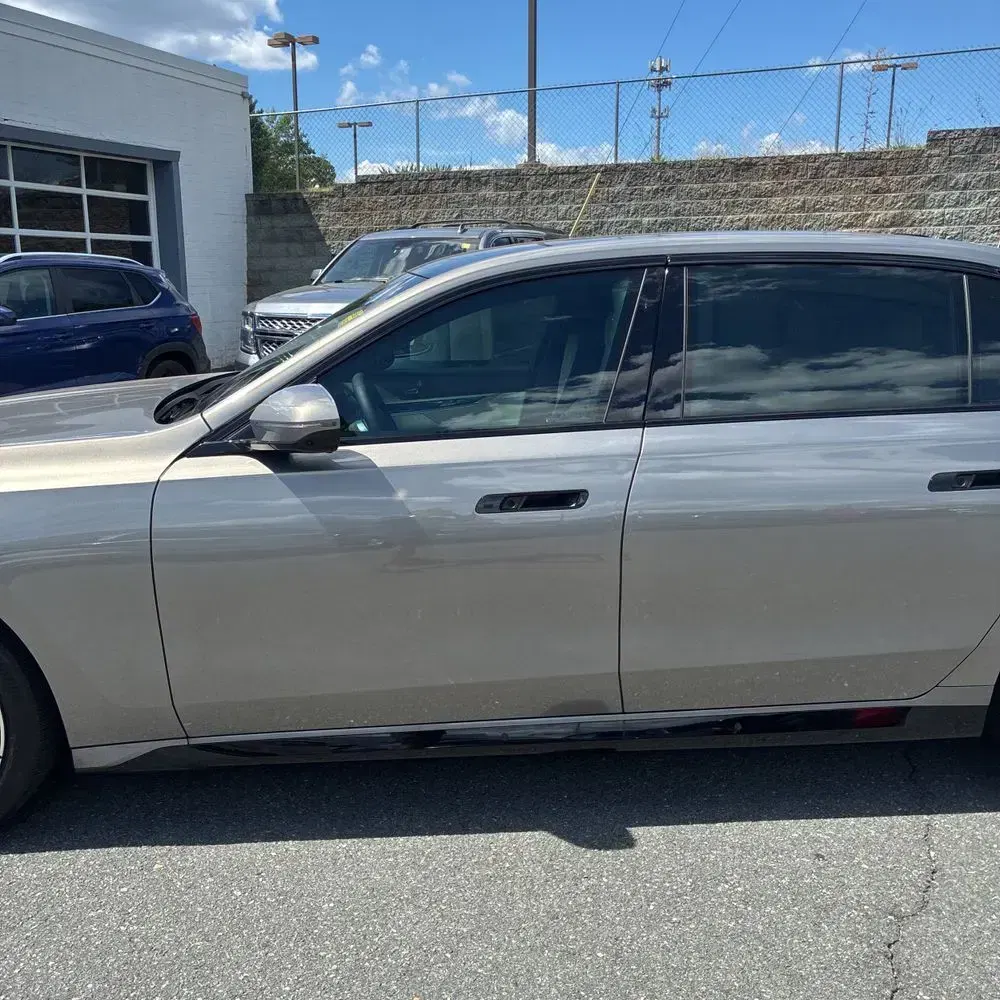 2025 BMW 7-Series 760i xDrive