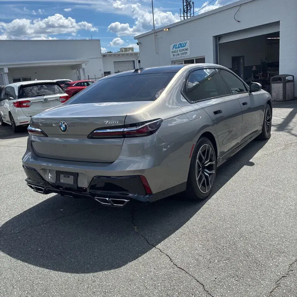 2025 BMW 7-Series 760i xDrive
