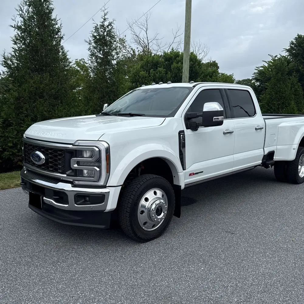 2025 Ford F-450 Super Duty Lariat
