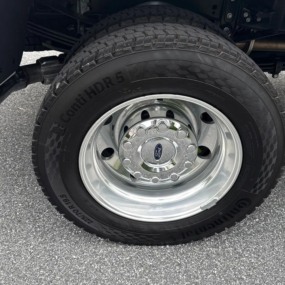 2025 Ford F-450 Super Duty Lariat