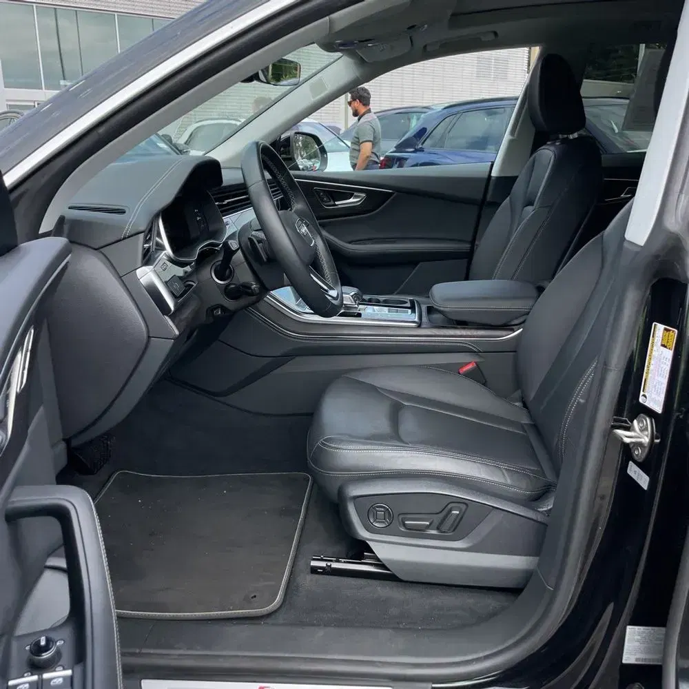 2023 Audi Q8 Premium Plus 55 TFSI