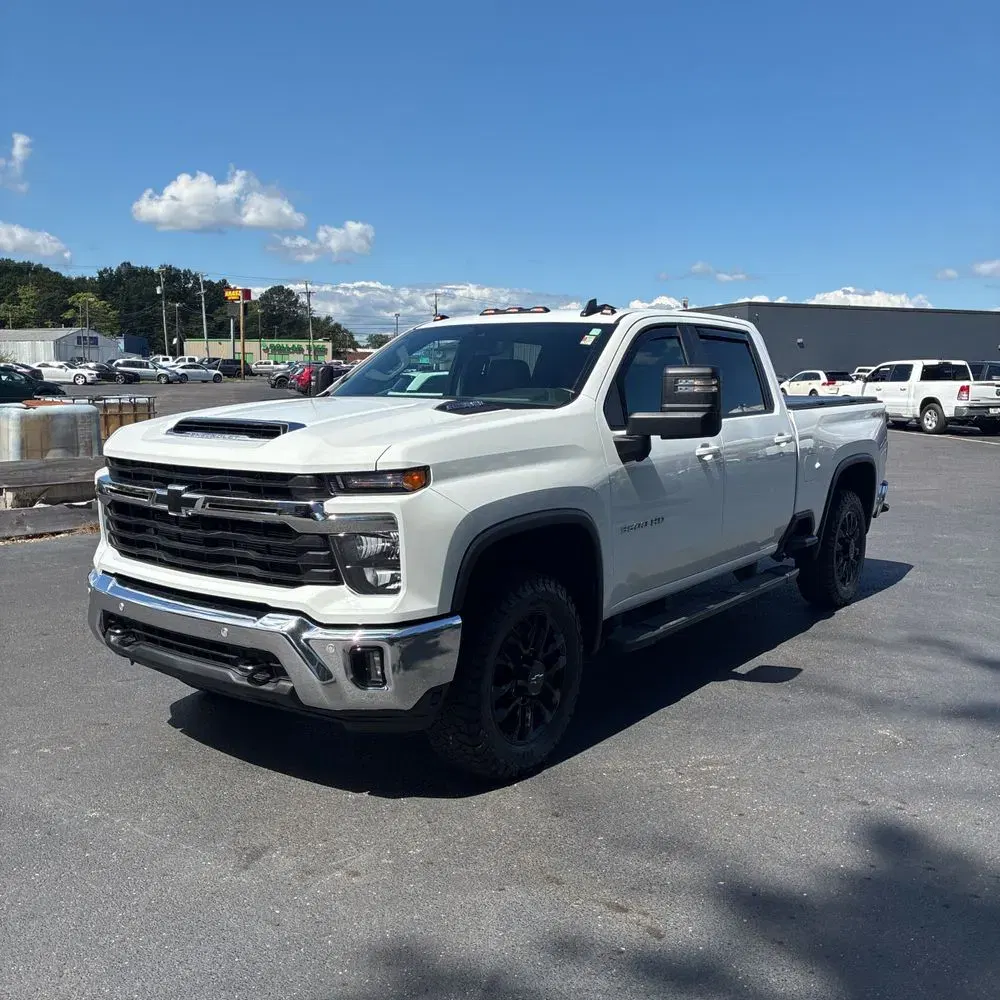 2025 Chevrolet Silverado 3500HD C/C