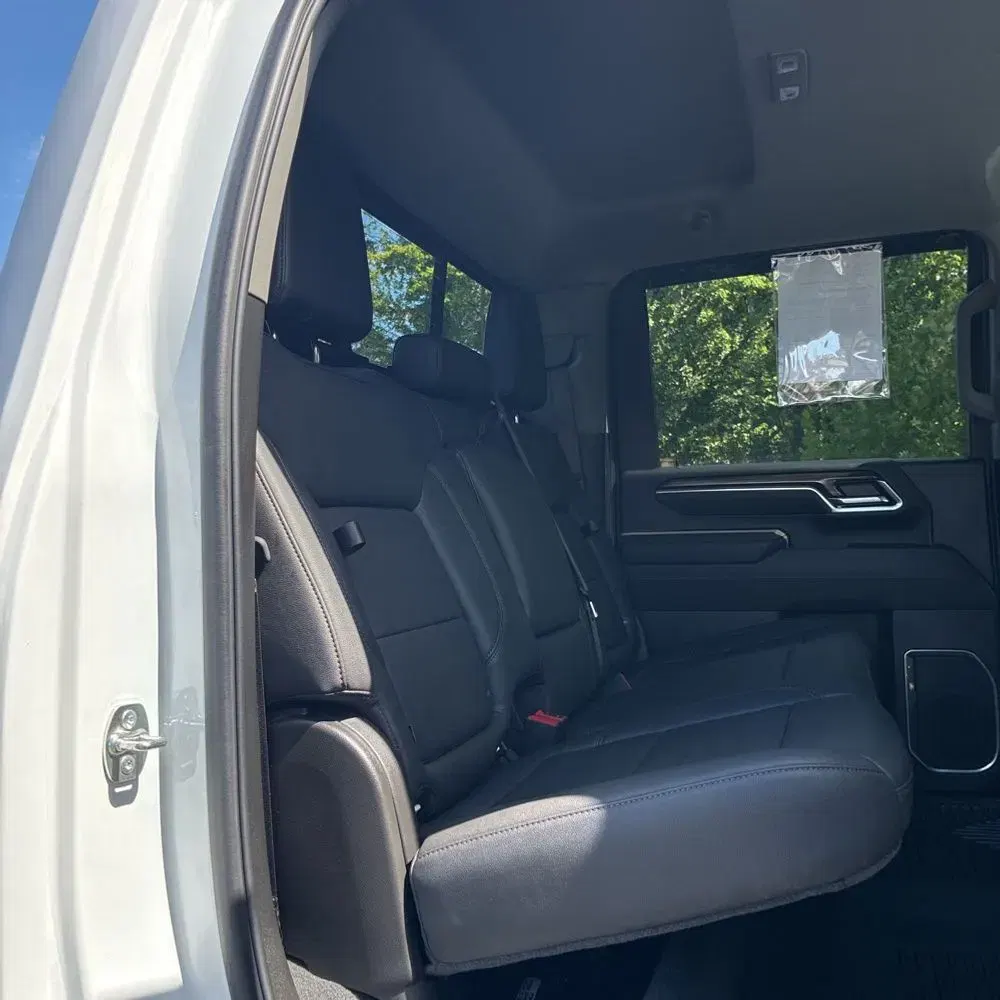 2025 Chevrolet Silverado 3500HD C/C