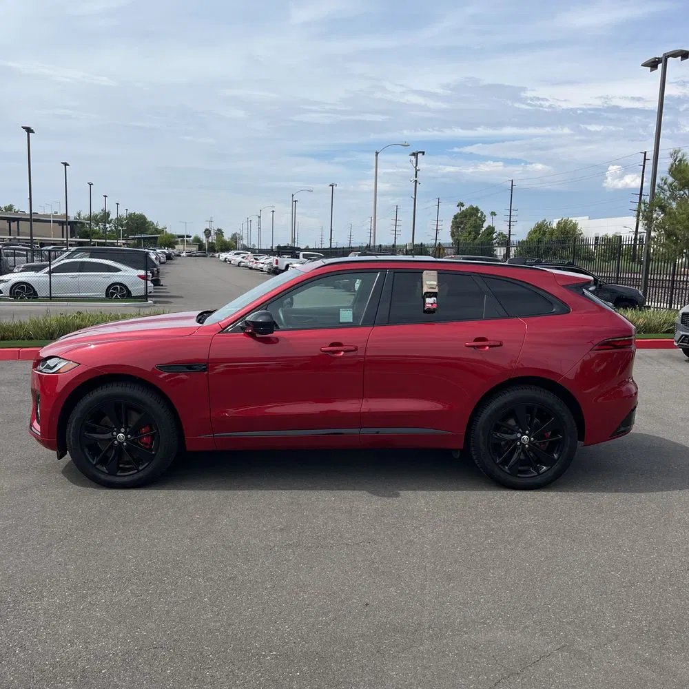 2025 Jaguar F-Pace P400 R-Dynamic S