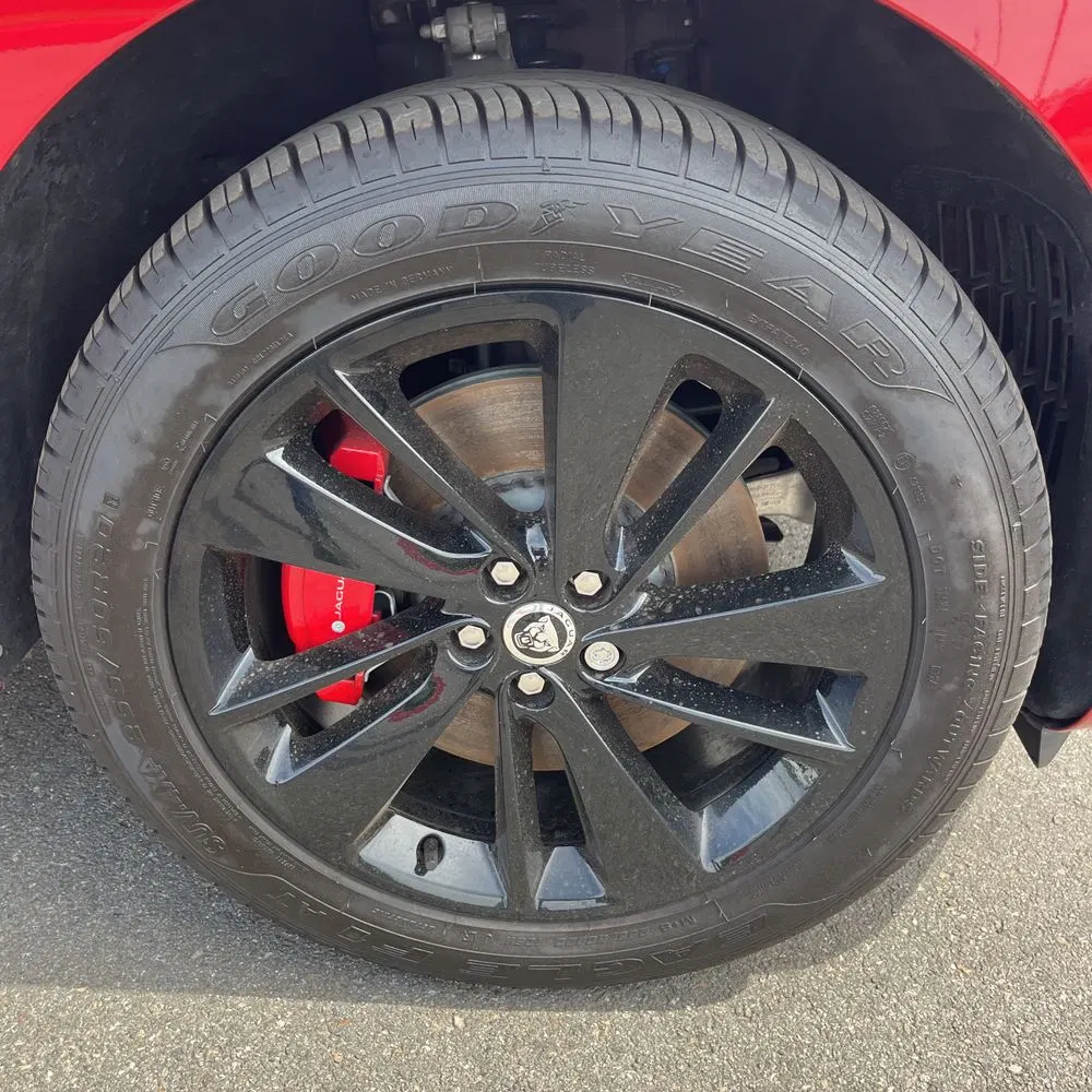 2025 Jaguar F-Pace P400 R-Dynamic S