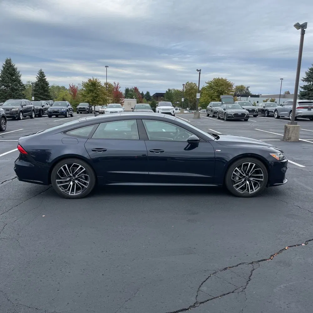 2025 Audi A7 Premium Plus 55