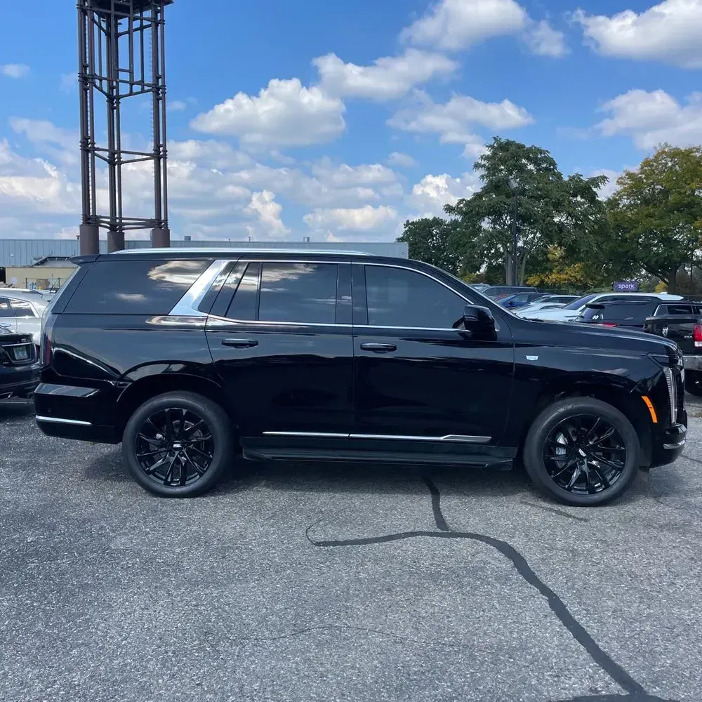 2025 Cadillac Escalade Premium Luxury