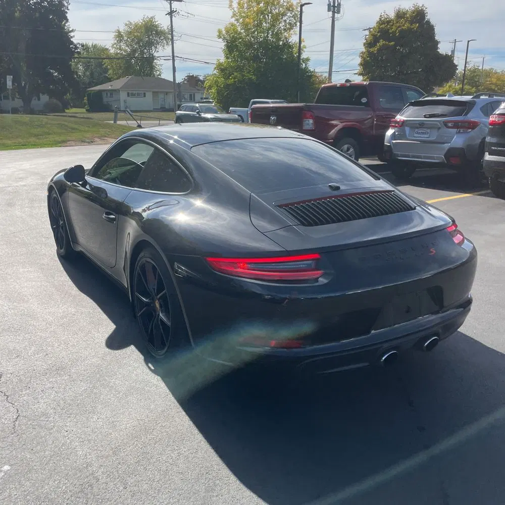 2019 Porsche 911 Carrera S