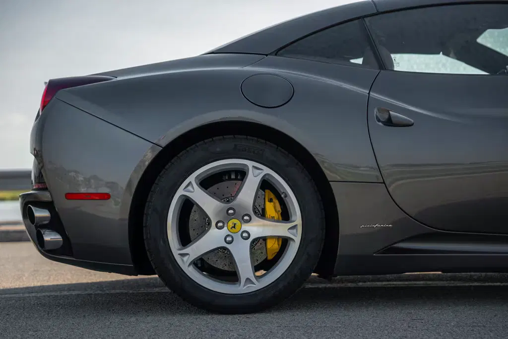 2010 Ferrari California