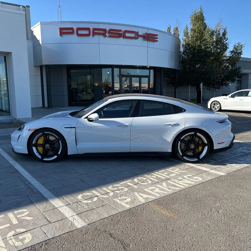 2020 Porsche Taycan Turbo S