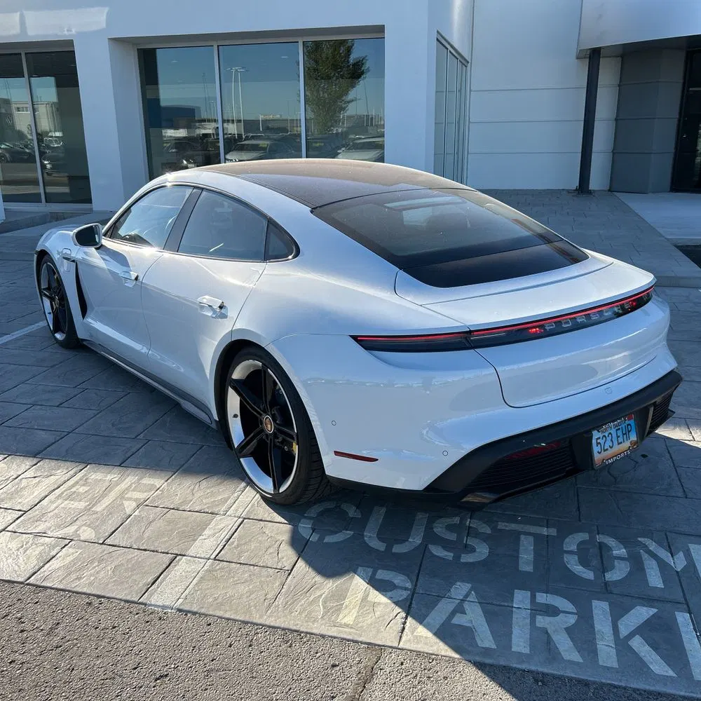 2020 Porsche Taycan Turbo S