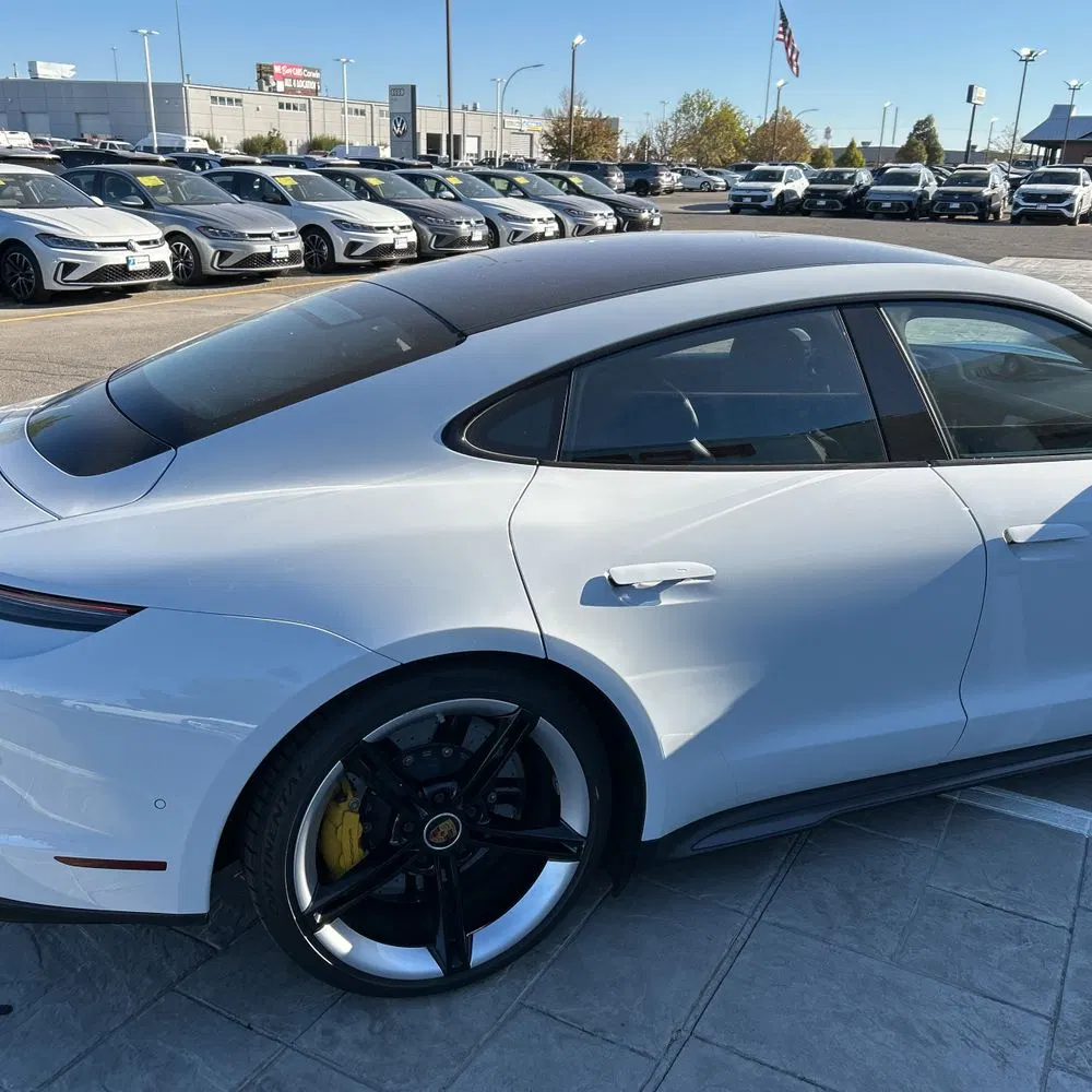 2020 Porsche Taycan Turbo S