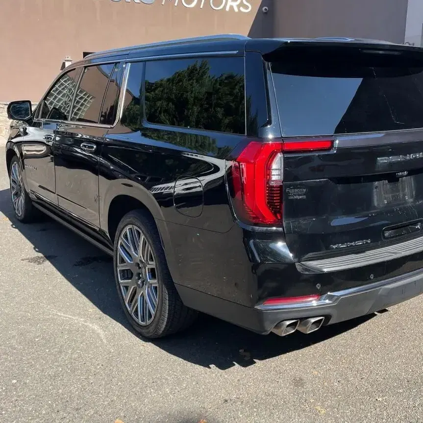 2025 GMC Yukon XL Denali Ultimate