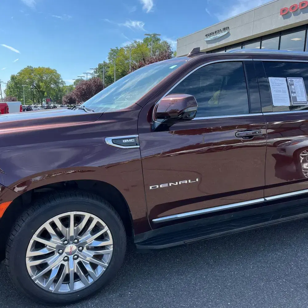 2023 GMC Yukon XL Denali