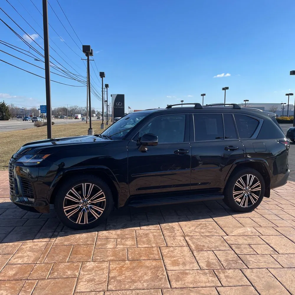 2024 Lexus LX 600 Luxury