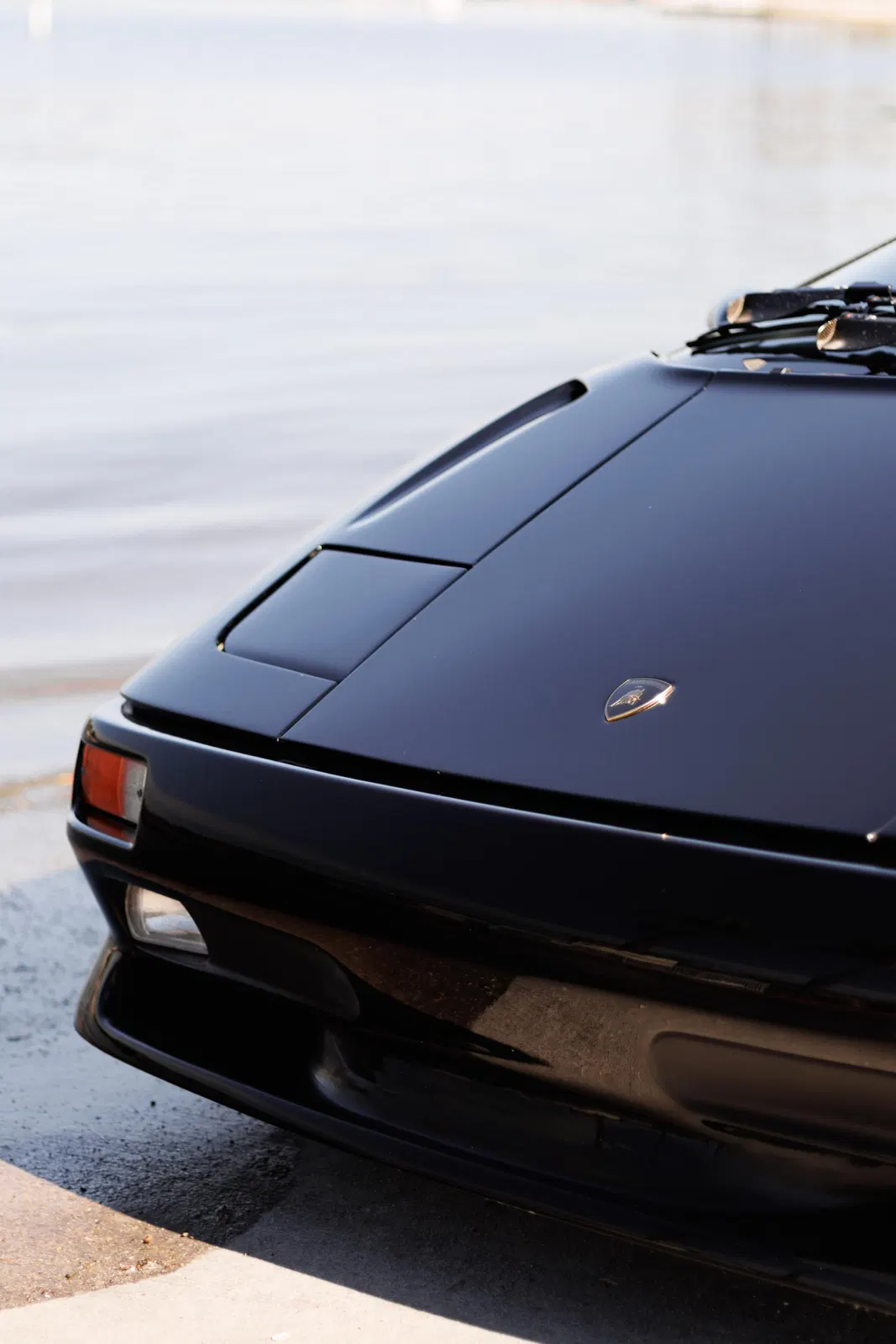 1998 Lamborghini Diablo SV - ~24,200 Miles, Gated 5-Speed Manual, 510-hp V12, Reviewed by Doug DeMuro