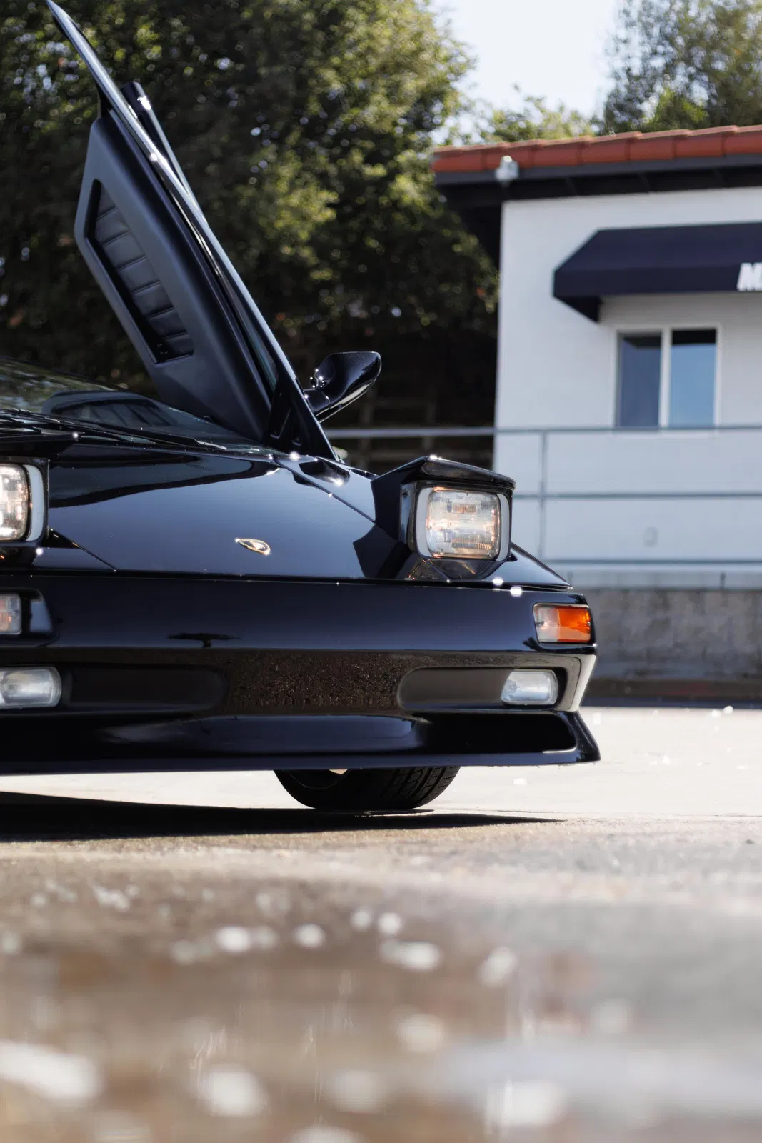 1998 Lamborghini Diablo SV - ~24,200 Miles, Gated 5-Speed Manual, 510-hp V12, Reviewed by Doug DeMuro