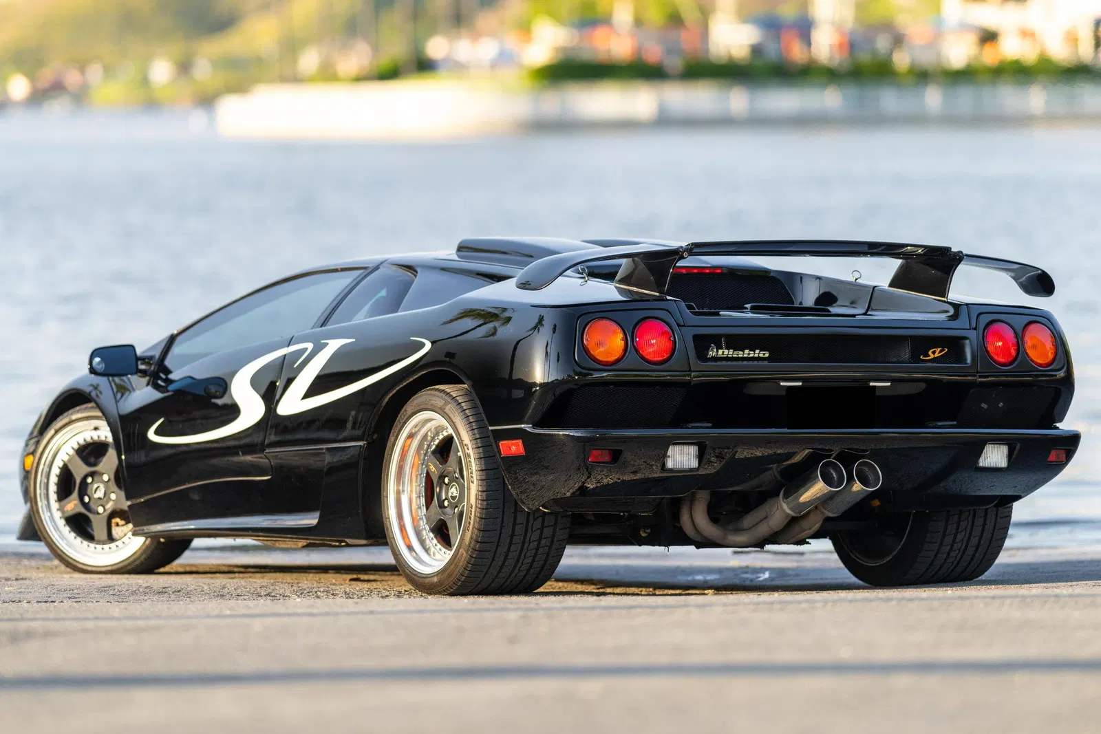 1998 Lamborghini Diablo SV - ~24,200 Miles, Gated 5-Speed Manual, 510-hp V12, Reviewed by Doug DeMuro