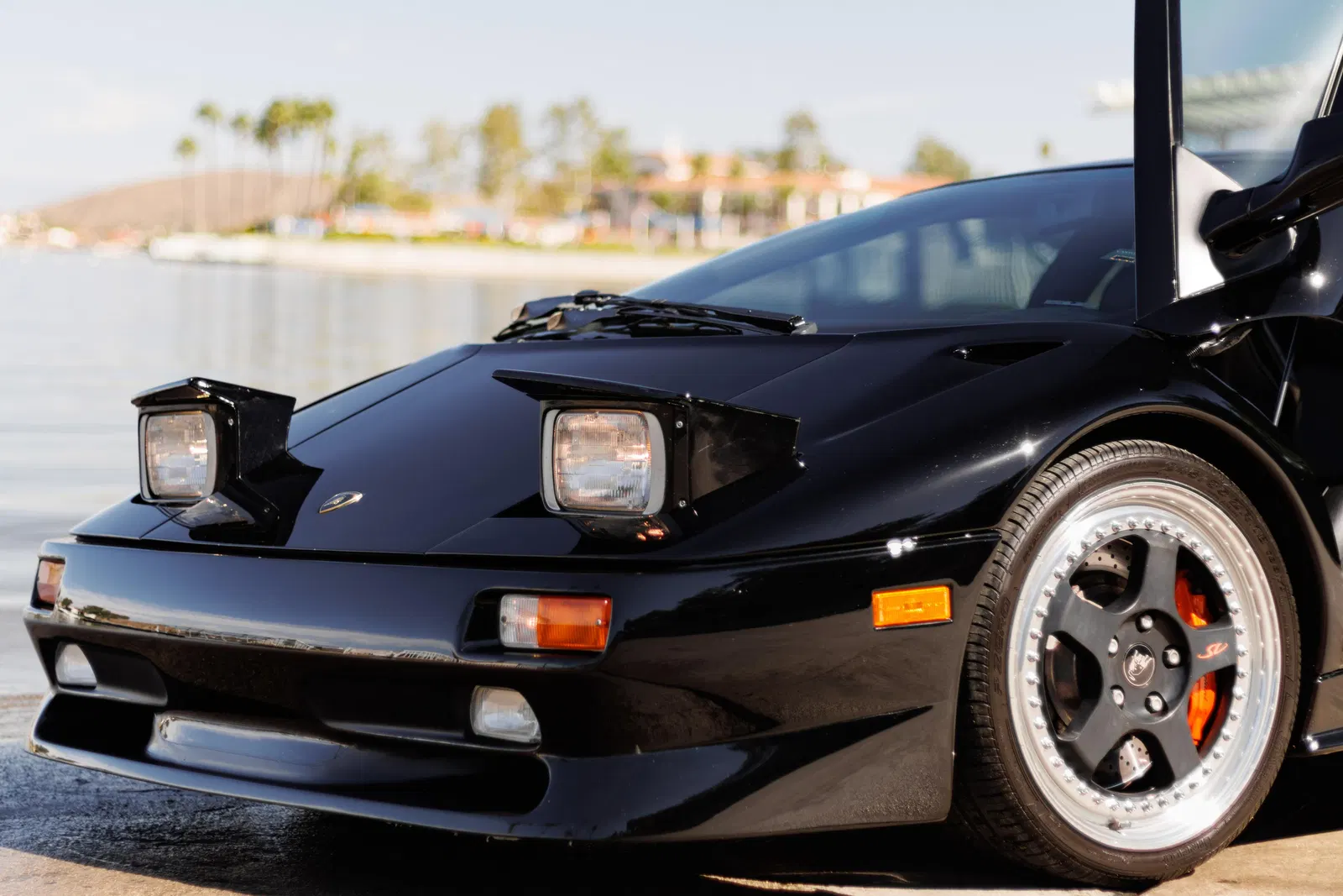 1998 Lamborghini Diablo SV - ~24,200 Miles, Gated 5-Speed Manual, 510-hp V12, Reviewed by Doug DeMuro